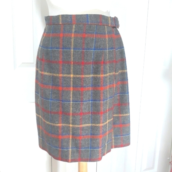 Talbots Dresses & Skirts - Vintage Talbots Wool Blend Lined Wrap Plaid Gray Red Yellow Mini Skirt size 10